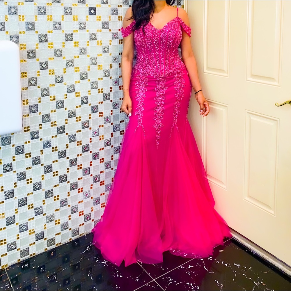 Beautiful size 6 jovani dress